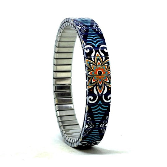 Carnival 16W armband