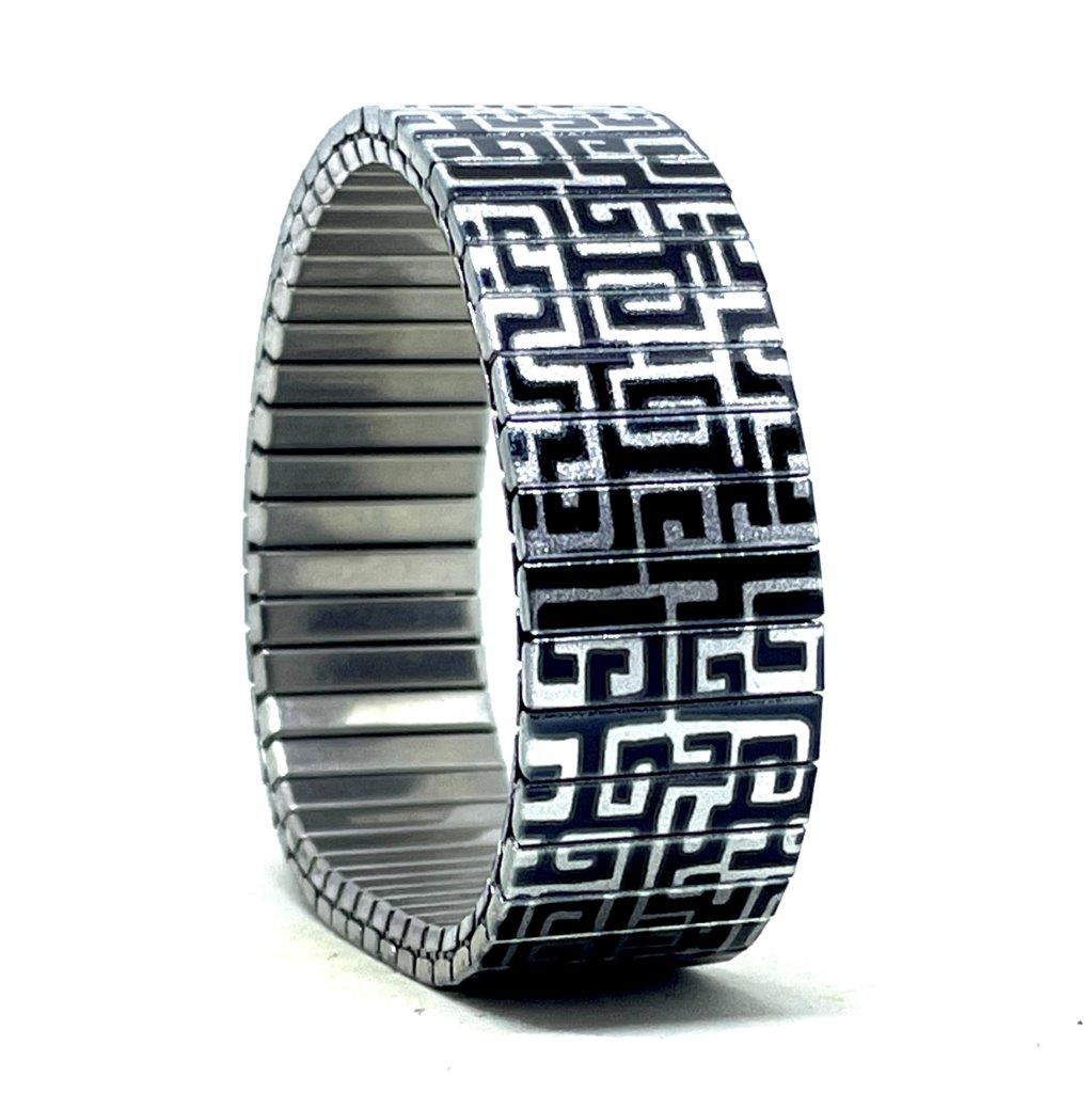 Checkers Maze White Metallic