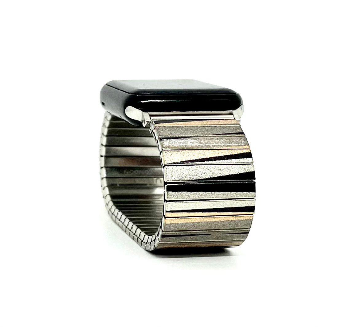 Lines Art timeless gold metallic - bestseller Applewatch armband 2023 - 2024