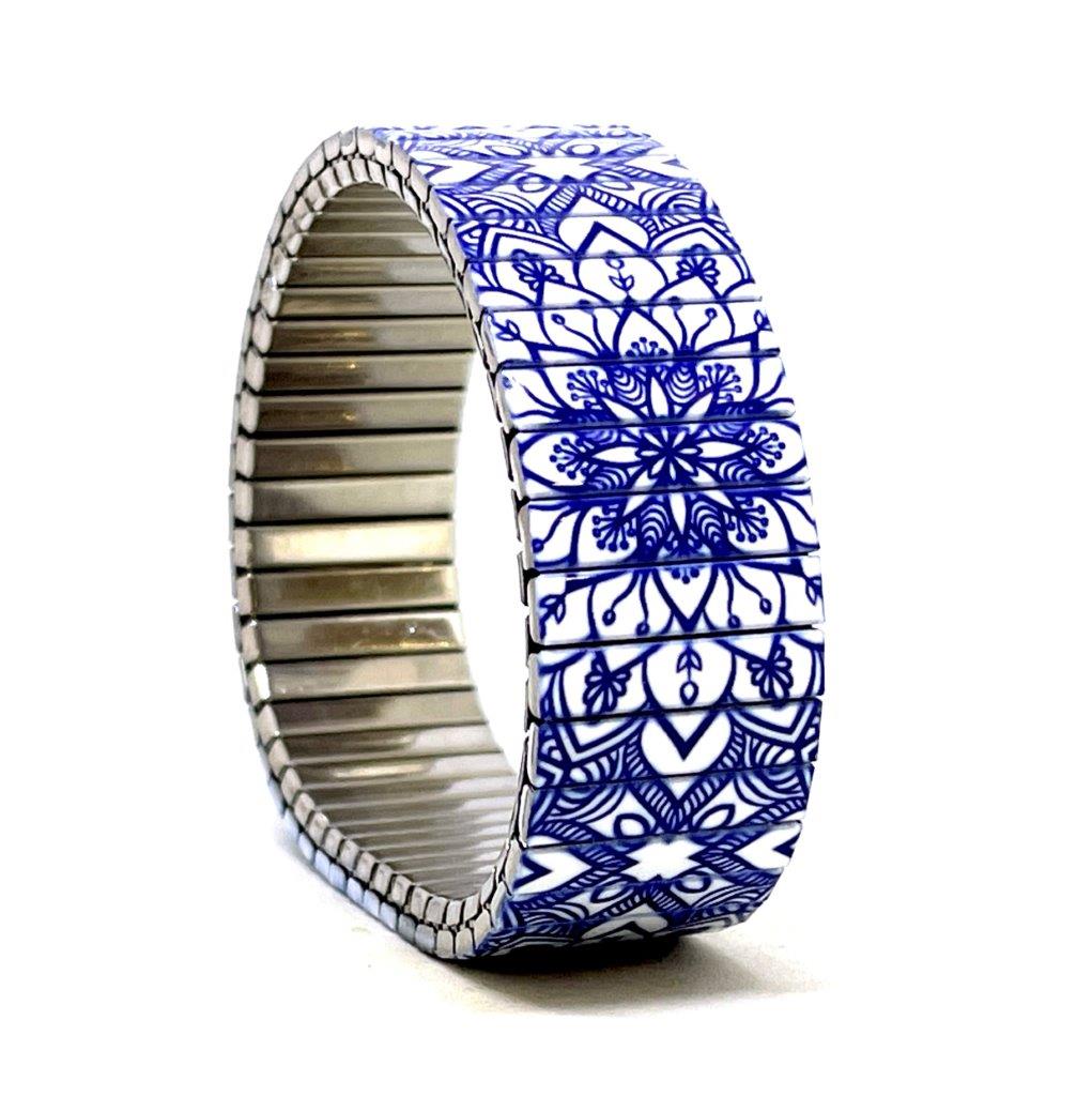 Mandala Daisies 28W