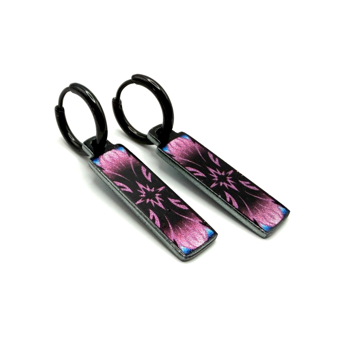 Flowers Cross blue and purple metallic oorbellen