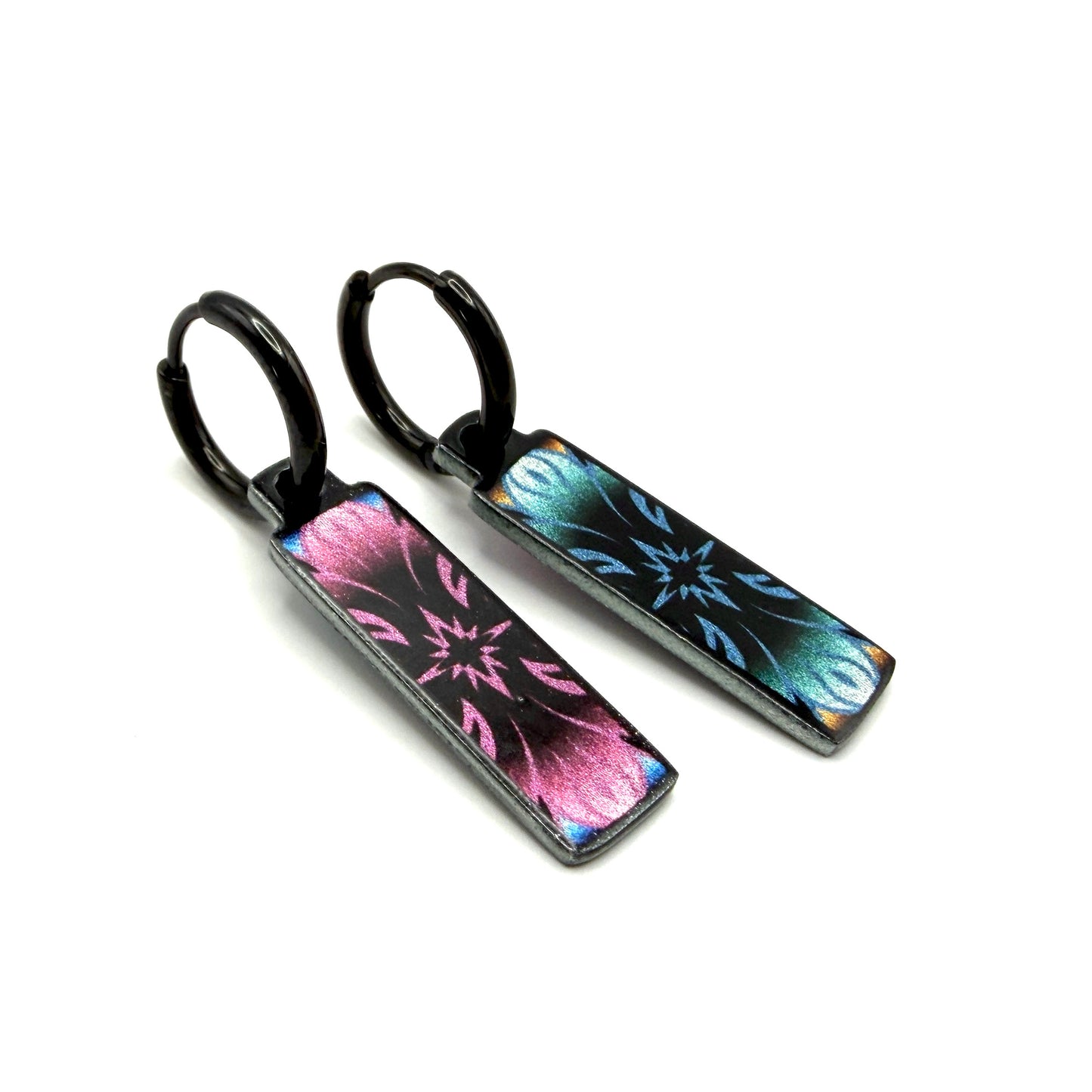Flowers Cross blue and purple metallic oorbellen