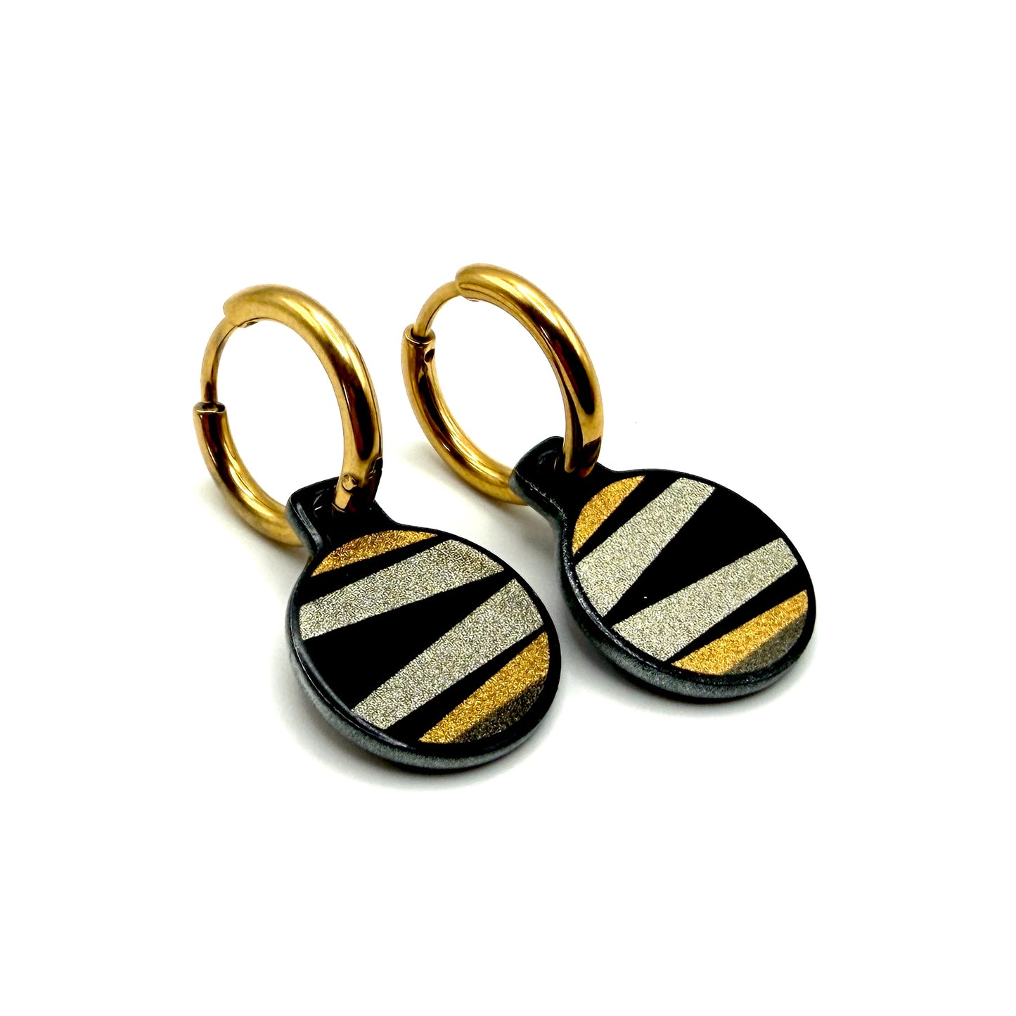 Lines art metallic oorbellen