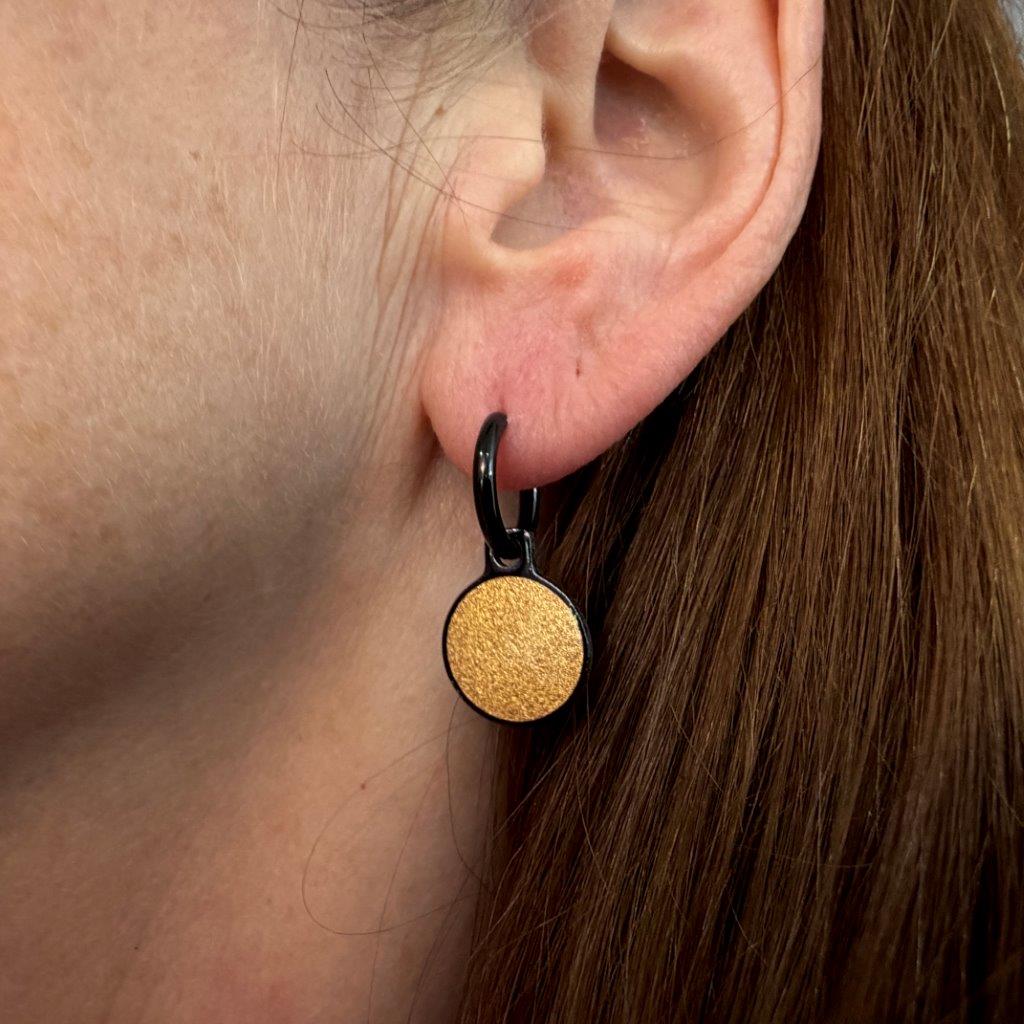 Solo gold & Rosegold plain metallic oorbellen