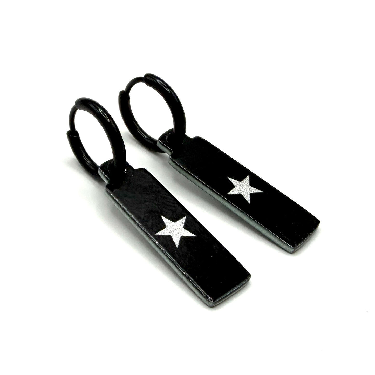Solo Silver Stars Oorbellen | Metallic Zilveren Sterren – Urbandbracelets