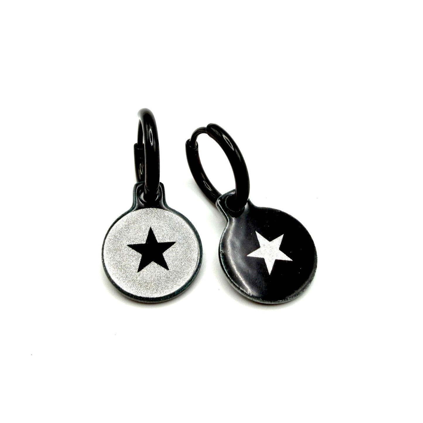 Solo Silver Stars Oorbellen | Metallic Zilveren Sterren – Urbandbracelets