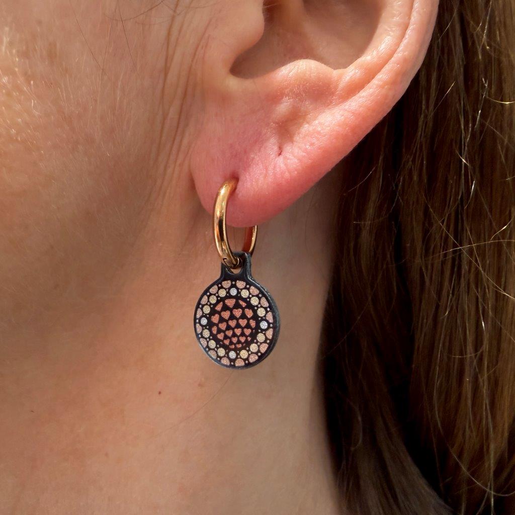 With love rosegold gold metallic oorbellen